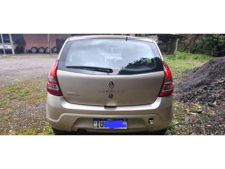 RENAULT - SANDERO - 2013/2013 - Bege - R$ 31.000,00