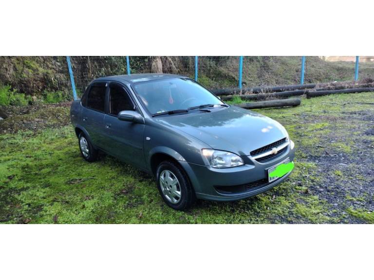 CHEVROLET - CLASSIC - 2012/2013 - Cinza - R$ 29.500,00