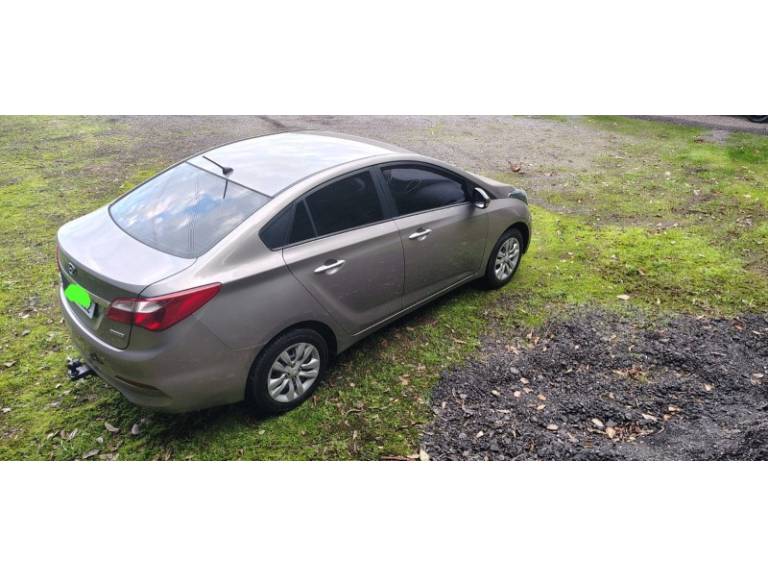 HYUNDAI - HB20 - 2018/2018 - Prata - R$ 63.500,00