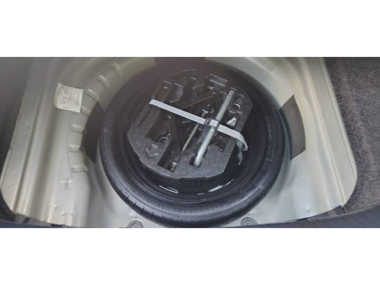 VOLKSWAGEN - JETTA - 2020/2020 - Prata - R$ 116.800,00