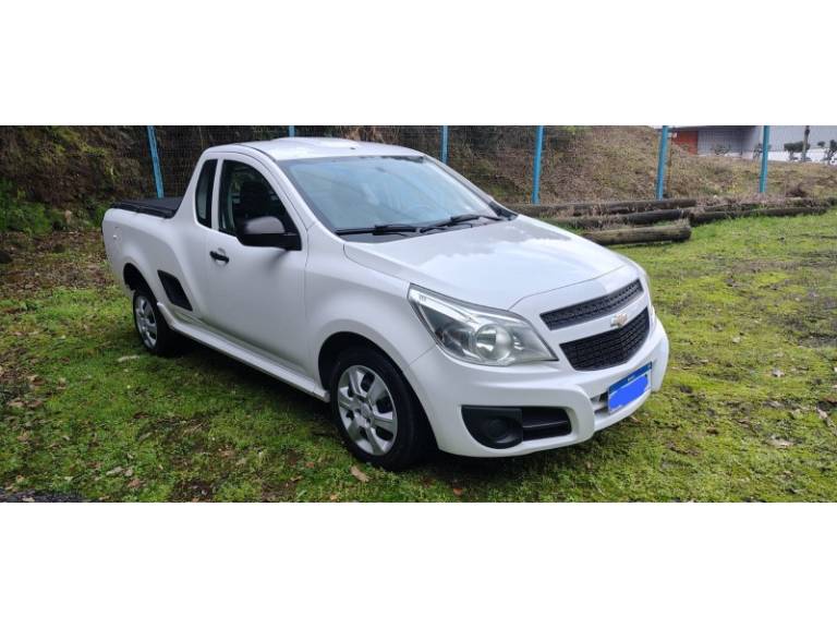 CHEVROLET - MONTANA - 2018/2019 - Branca - R$ 55.000,00