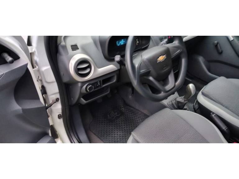 CHEVROLET - MONTANA - 2018/2019 - Branca - R$ 55.000,00