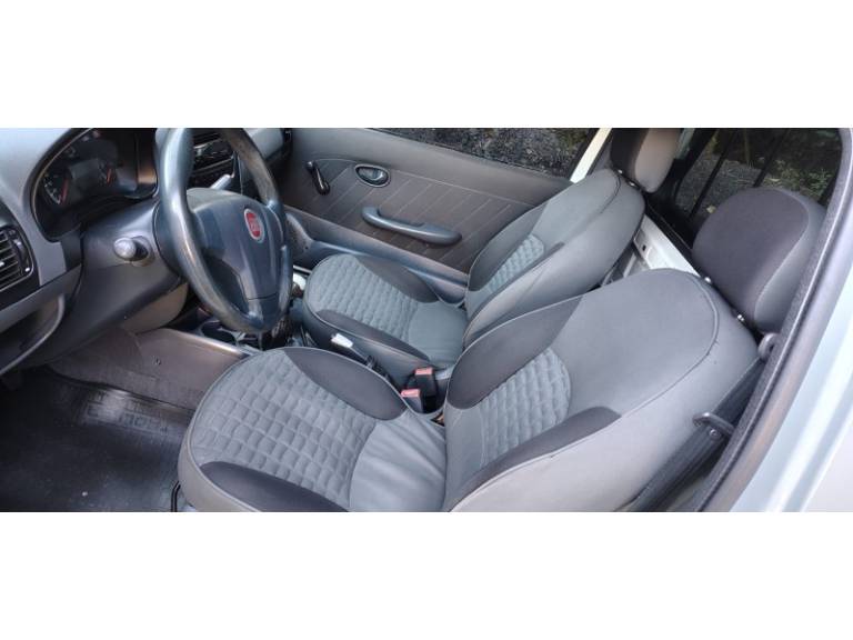FIAT - STRADA - 2012/2013 - Branca - R$ 43.800,00