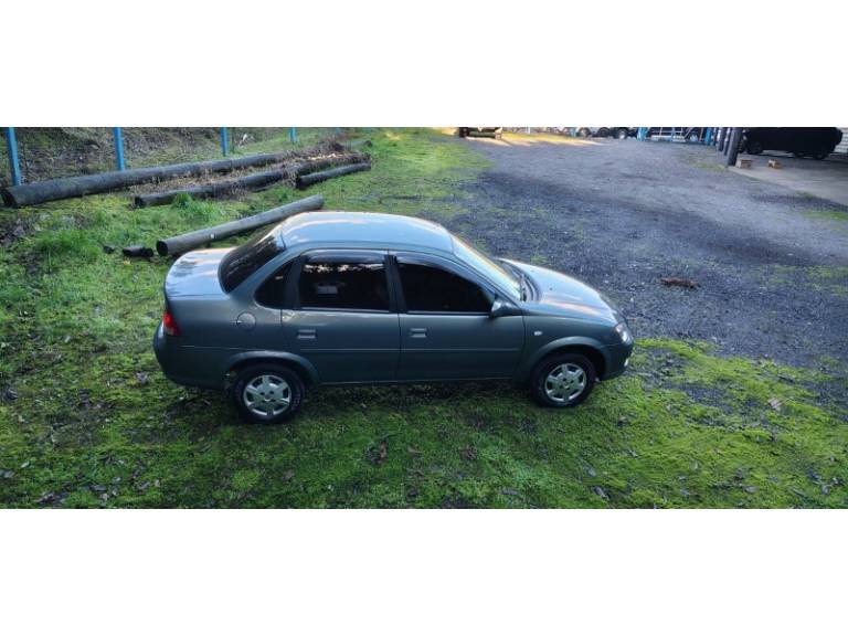 CHEVROLET - CLASSIC - 2012/2013 - Cinza - R$ 29.500,00