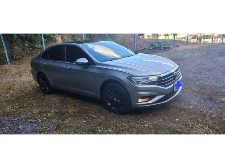 VOLKSWAGEN - JETTA - 2020/2020 - Prata - R$ 116.800,00