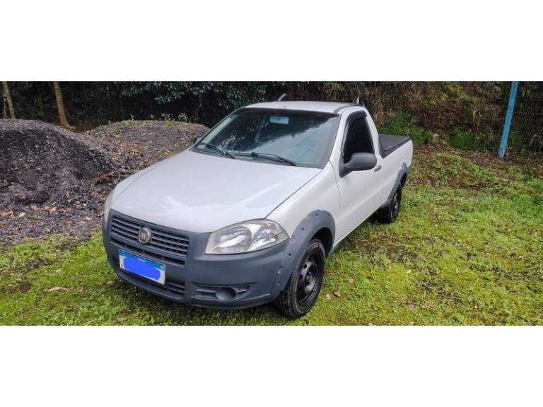 FIAT - STRADA - 2012/2013 - Branca - R$ 43.800,00