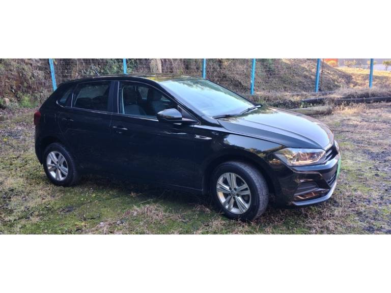VOLKSWAGEN - POLO - 2018/2018 - Preta - R$ 65.500,00