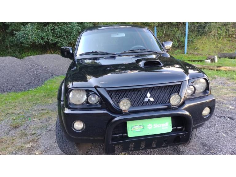 MITSUBISHI - L200 - 2006/2006 - Preta - R$ 58.800,00