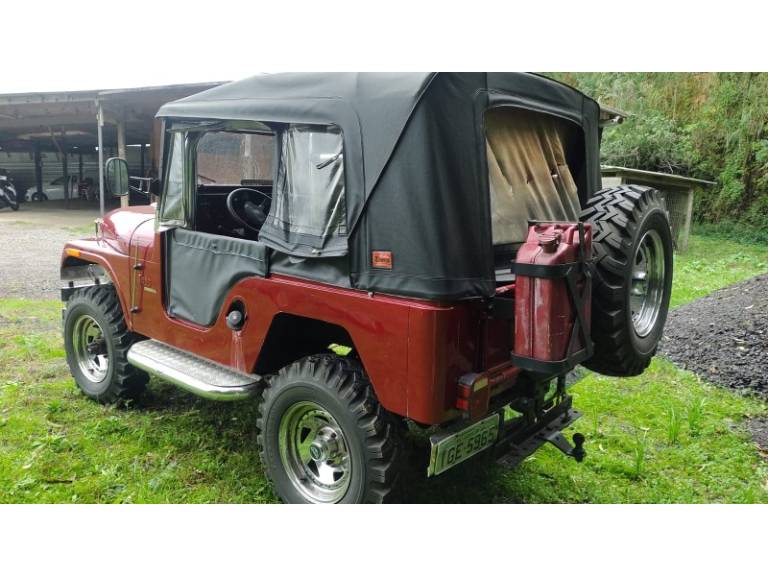 FORD - JEEP - 1961/1961 - Vermelha - R$ 85.000,00