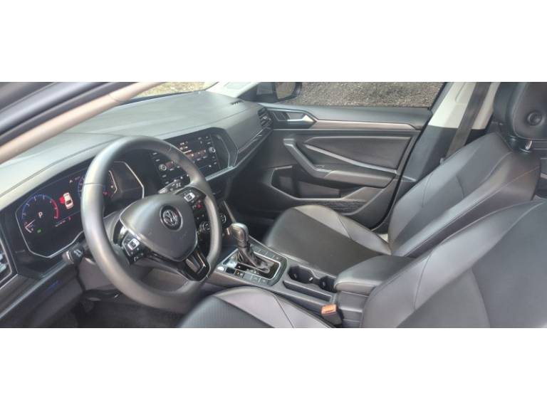 VOLKSWAGEN - JETTA - 2020/2020 - Prata - R$ 116.800,00