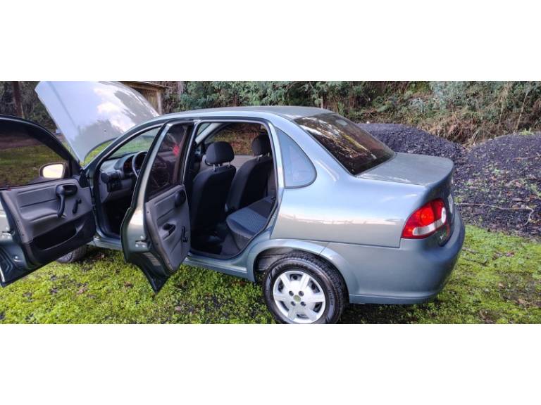 CHEVROLET - CLASSIC - 2012/2013 - Cinza - R$ 29.500,00