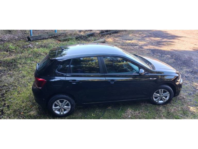 VOLKSWAGEN - POLO - 2018/2018 - Preta - R$ 65.500,00