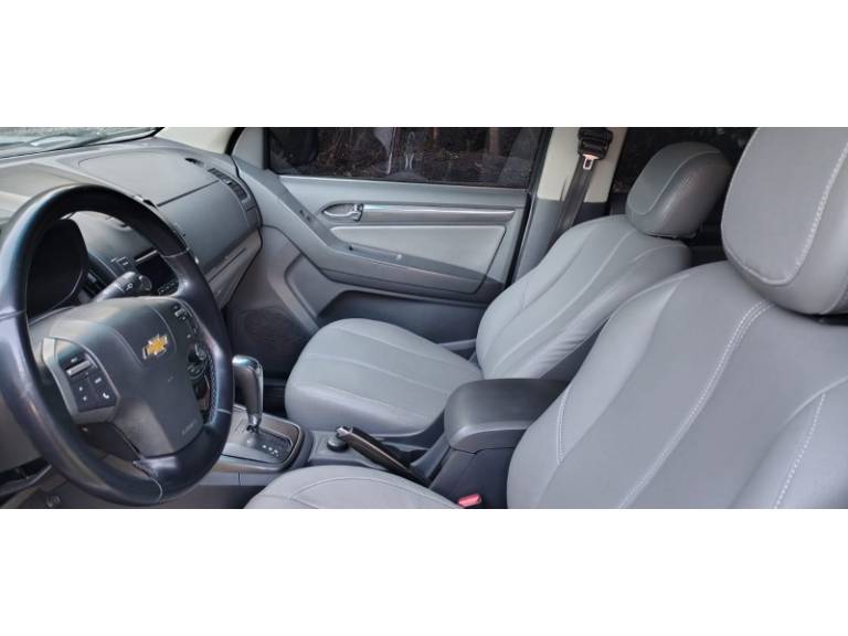 CHEVROLET - S10 - 2013/2013 - Prata - R$ 118.900,00
