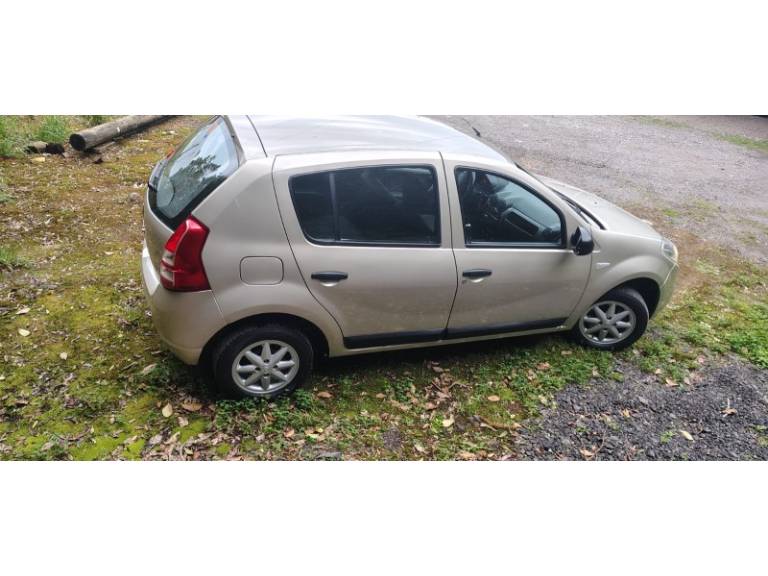 RENAULT - SANDERO - 2013/2013 - Bege - R$ 31.000,00