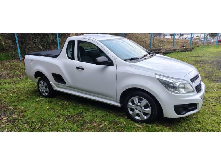 CHEVROLET - MONTANA - 2018/2019 - Branca - R$ 55.000,00